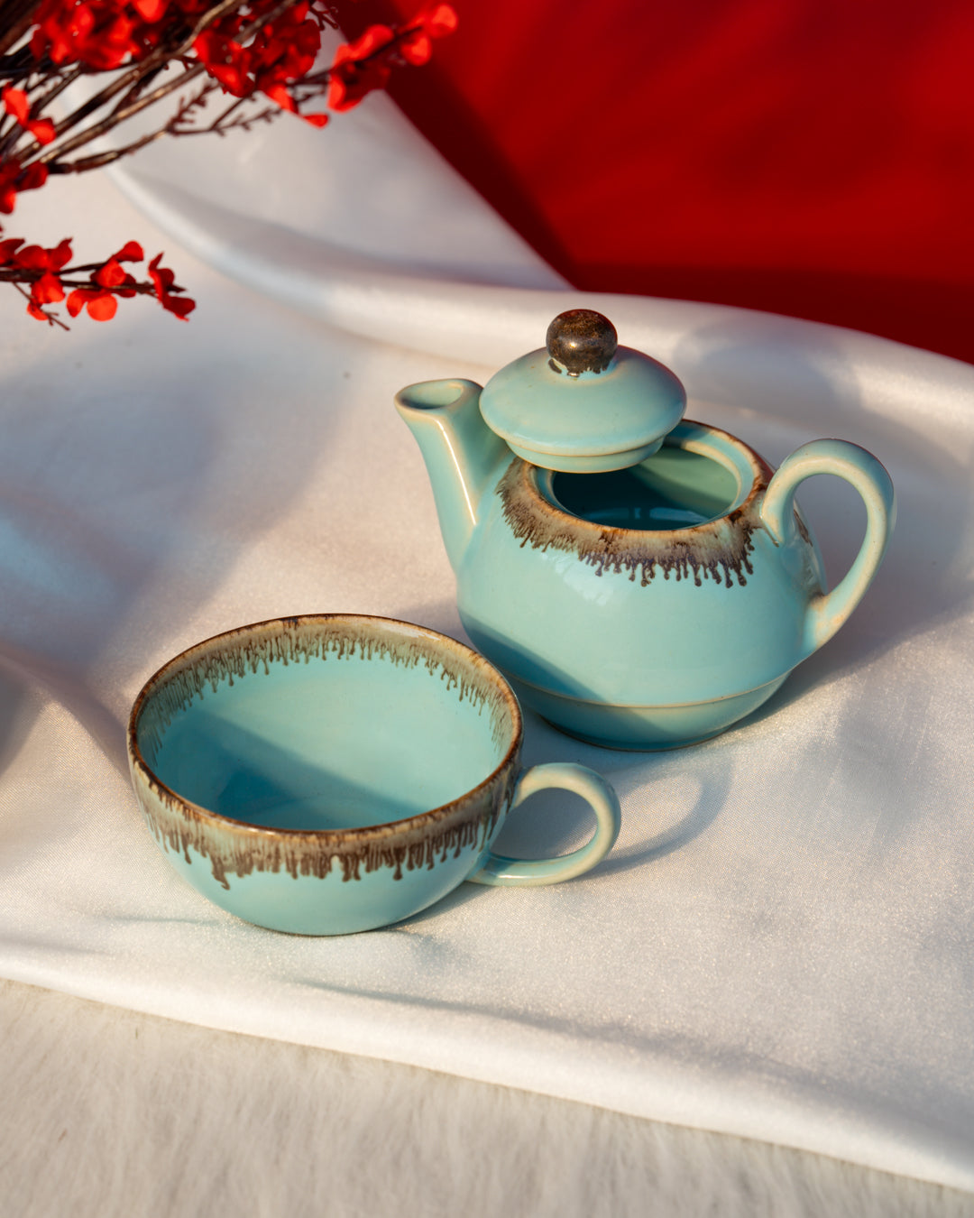 Ceramic Tea Pots for your kitchen. 2 in 1 combo or gift set.