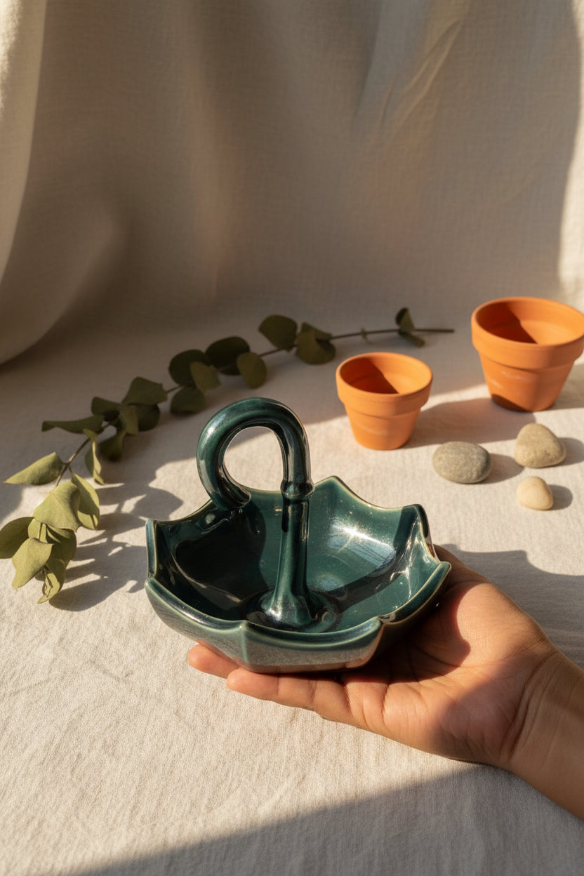 ☂️ Umbrella Charm Ceramic Platter (Set of 1)