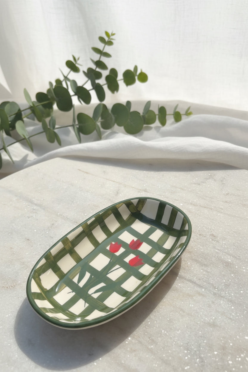 Olive Check & Red Tulip Trinket Tray ( Set of 1)