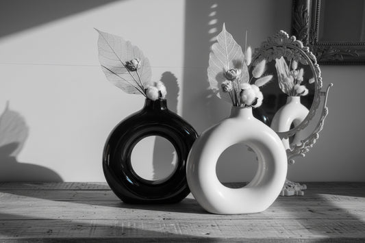 Round Aura Ceramic Vase (Set of 1)