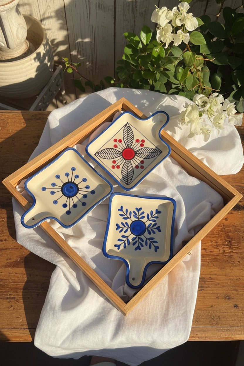 🌸 Folk Bloom Hand-Painted Pan Platter