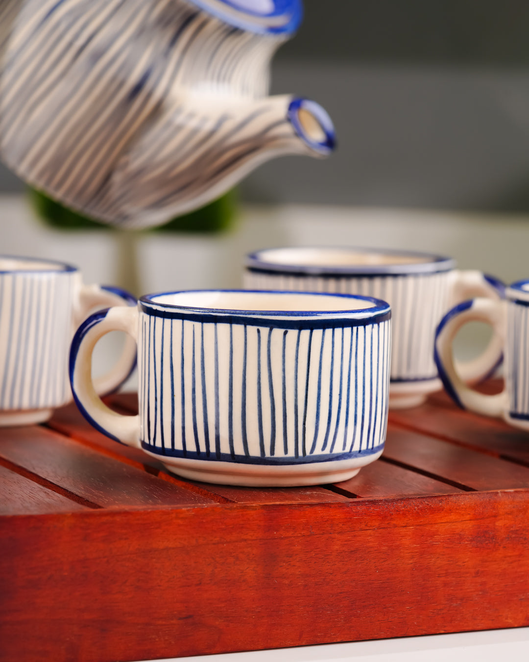 My Crockery Shop Hand-Painted Ceramic Tea Set – 4 Cups, Kettle & Wooden Tray